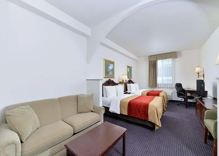 Comfort & Hotel Riverton