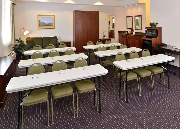 Hotel Comfort & Riverton