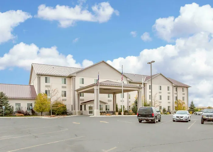 Comfort & Hotel Riverton